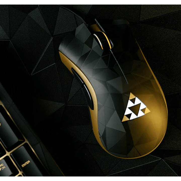 Razer DeathAdder Chroma - Multi-Color Ergonomic Gaming Mouse - 10,000 DPI Sensor Dues Ex Edition Brand New Condition OpenBox - Wah Gaming Store