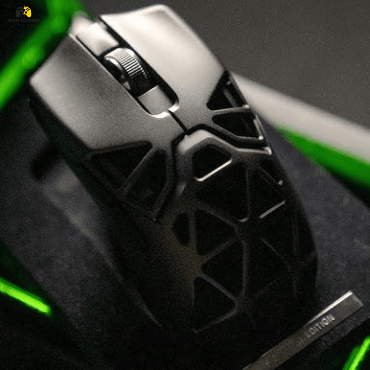Razer Viper Mini Signature Edition Flagship Mouse Without Box Best Condition - Wah Gaming Store